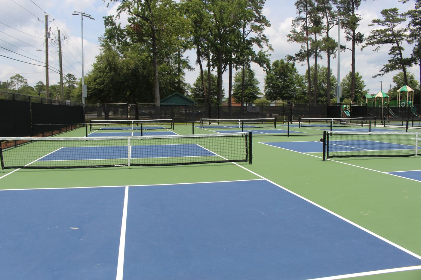 A pickleball court, not Al Barnes Park. We do not have a photograph of this venue.